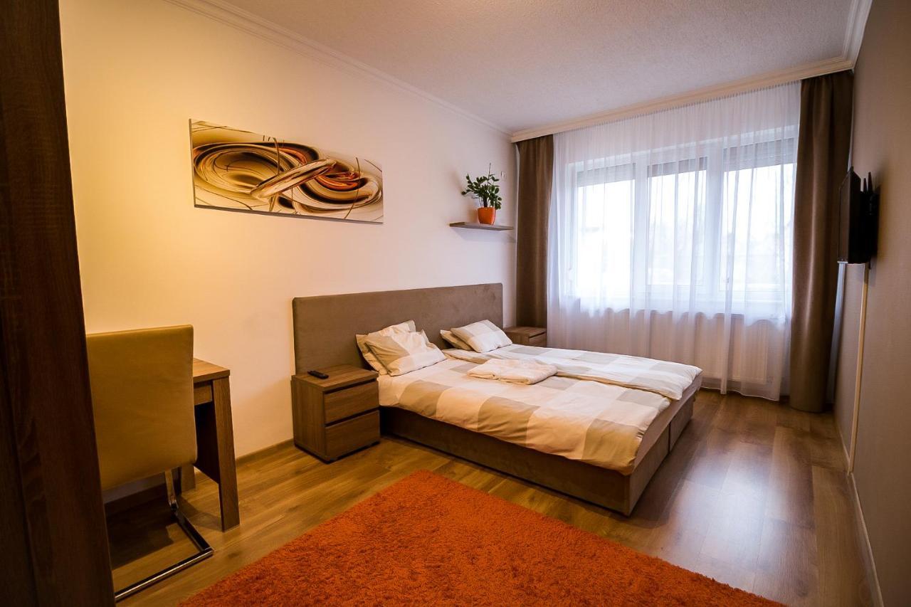 Thermal Next II Weninger Apartman Kiskunhalas Kültér fotó