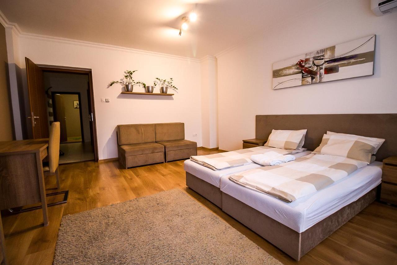 Thermal Next II Weninger Apartman Kiskunhalas Kültér fotó